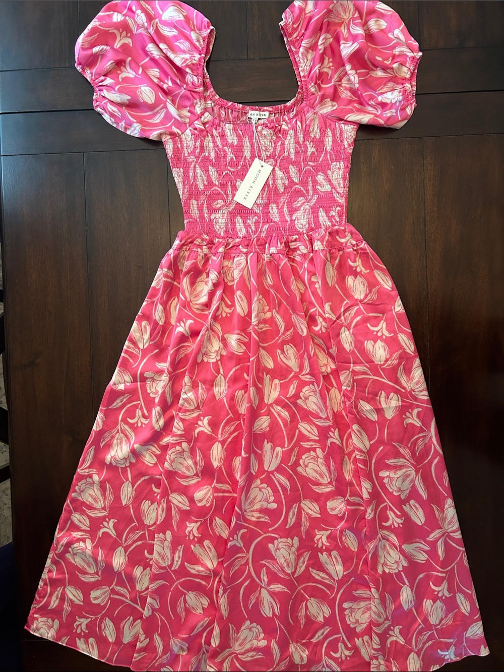 Moon River Pink Floral Puff-Sleeve Smocked Dress